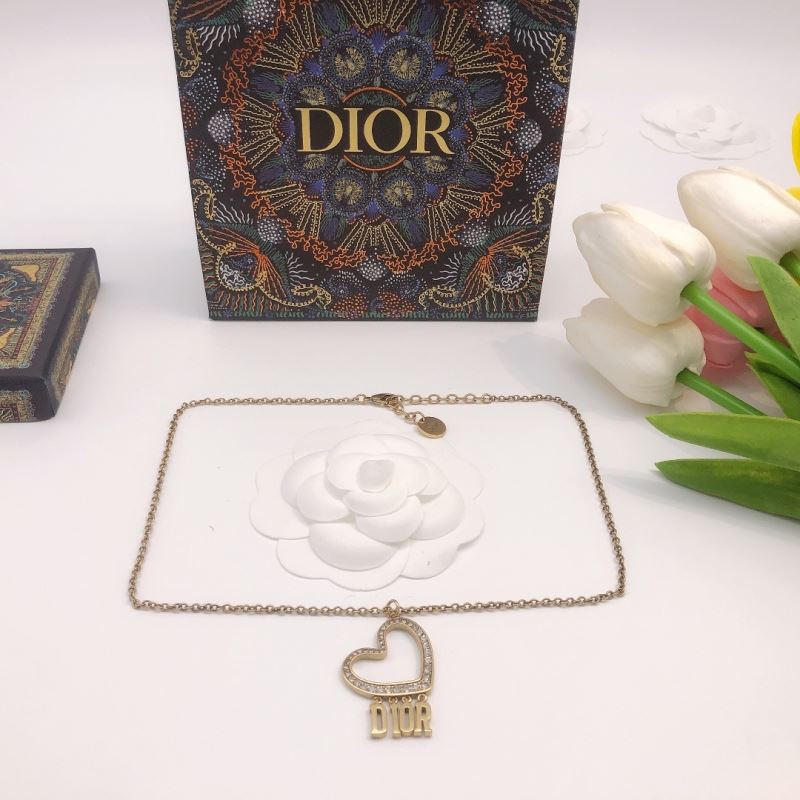 chr1st1an D10r necklaces